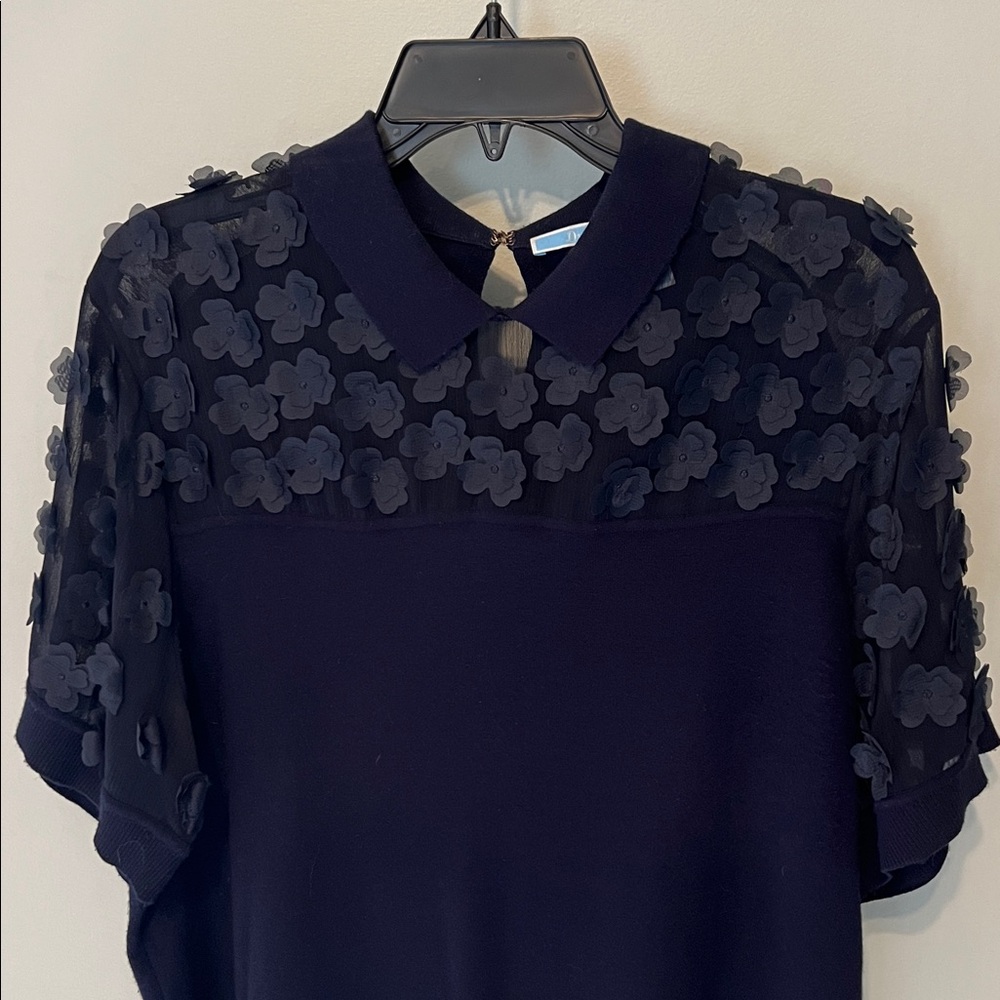 Draper James Fleurette Sleeve Collared Sweater Blouse – Navy – Size XL - Picture 4 of 8